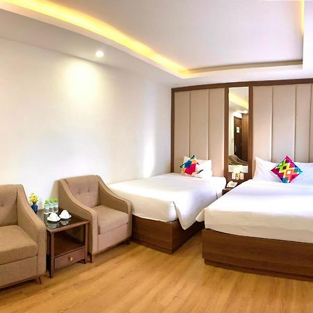 Pariat River Front Hotel Da Nang Esterno foto