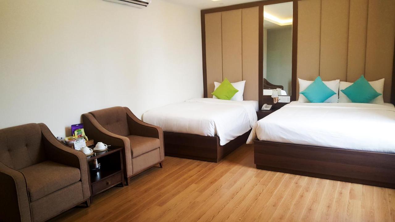 Pariat River Front Hotel Da Nang Esterno foto