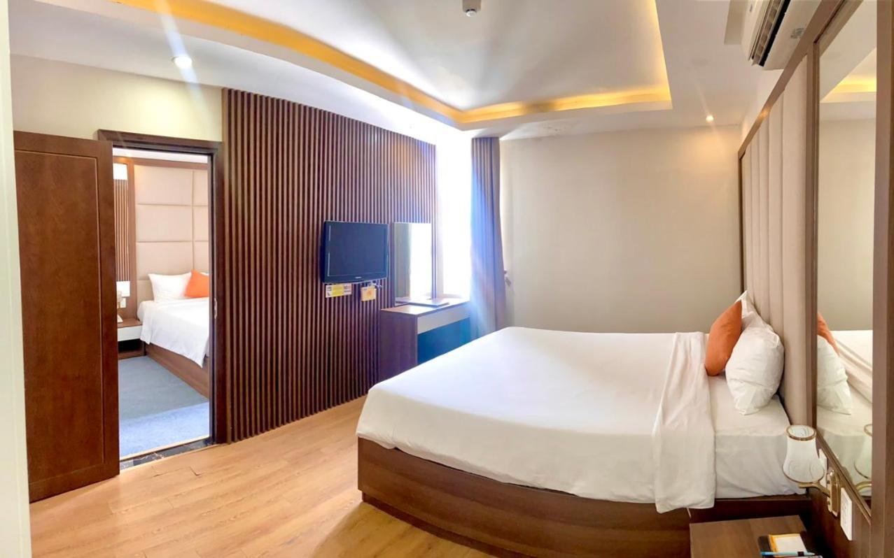 Pariat River Front Hotel Da Nang Esterno foto