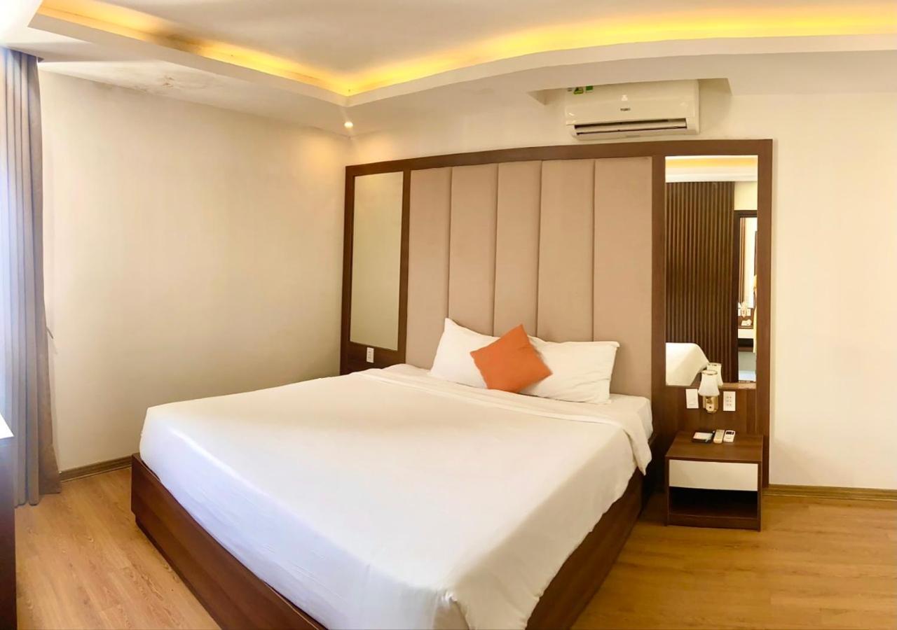 Pariat River Front Hotel Da Nang Esterno foto