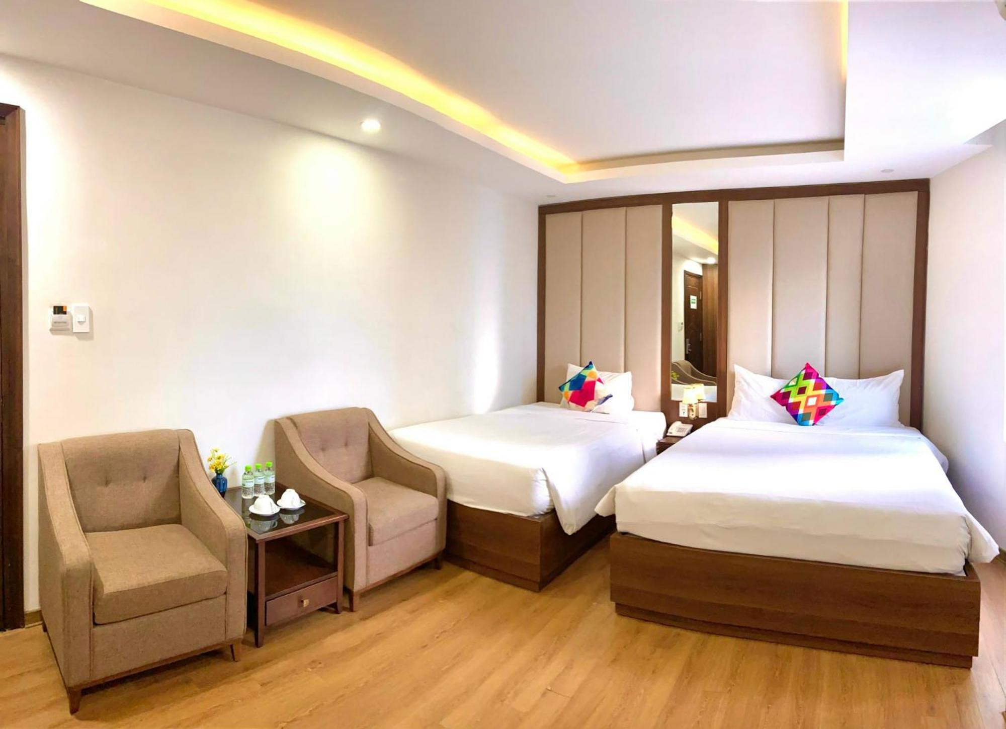 Pariat River Front Hotel Da Nang Esterno foto